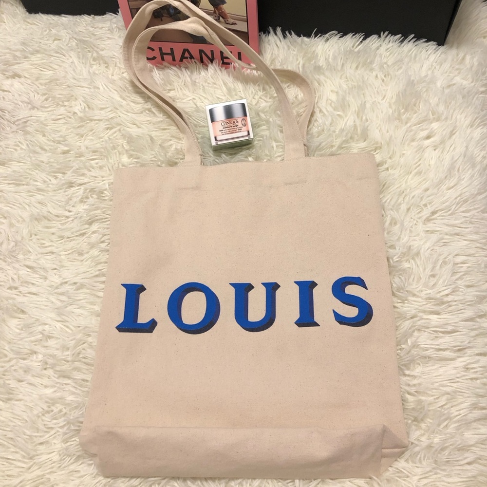 Louis Vuitton 200 Blue Canvas Shoulder Tote Bag (Free Clinique Moisture)